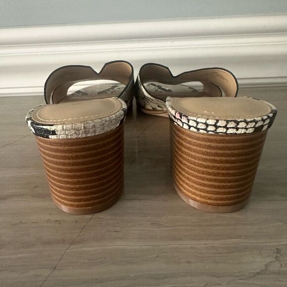 Nine West Andre, snakeskin slip on sandals. - Picture 5 of 7